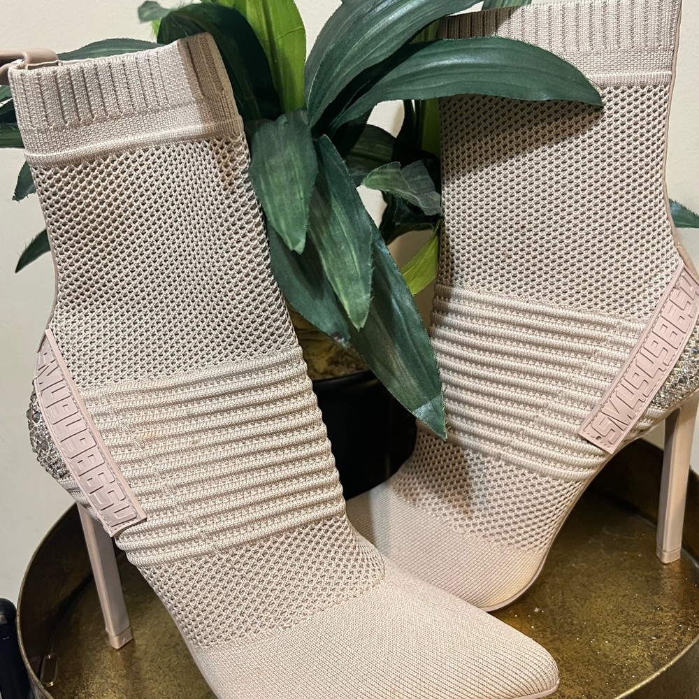Steve Madden Beige Knit Heeled Boots
